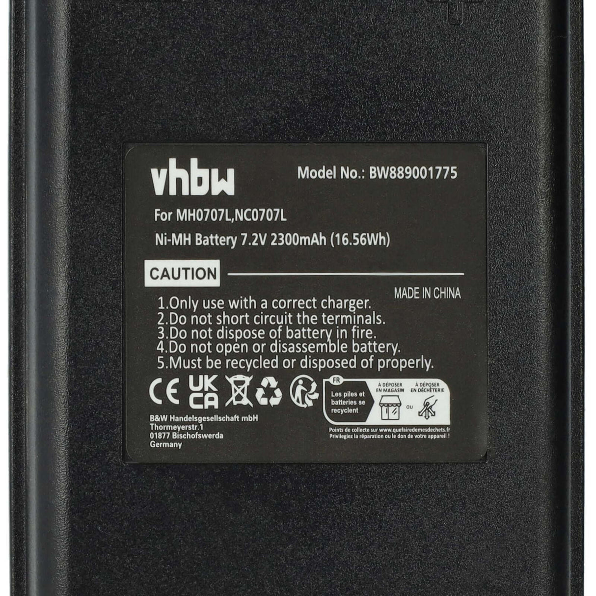 Close-up van een zwart batterijlabel met specificaties: vhbw voor Autec MH0707L / NC0707L, geschikt voor UTX97 zender, 7.2V 2300mAh (16.56Wh), waarschuwingen en fabrikantinfo in witte tekst, ter vervanging van o.a. MH0707L, NC0707L.