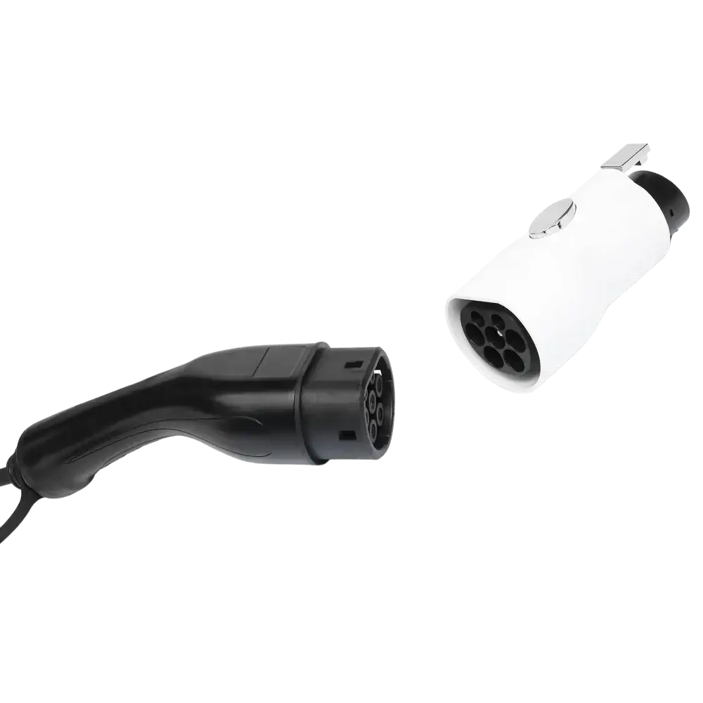 De Type 2 naar Type 1 adapter | J1772 EV laadadapter worden tegenover elkaar weergegeven op een effen witte achtergrond.