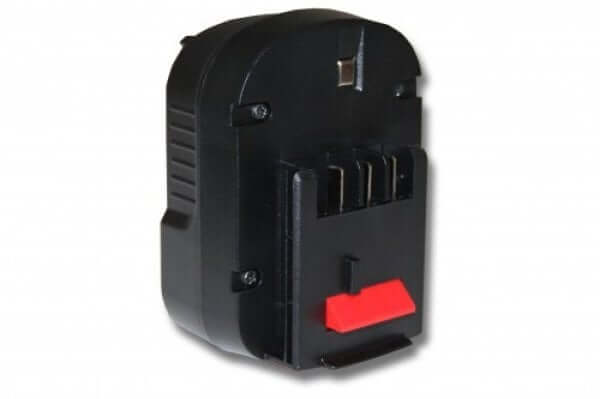 De Accu Black & Decker 18V 3300mAh Ni-MH is een zwarte oplaadbare accu voor elektrisch gereedschap met een rode ontgrendeling en metalen contacten, compatibel als vervangende accu voor Black & Decker 18V gereedschap, afgebeeld op een effen witte achtergrond.