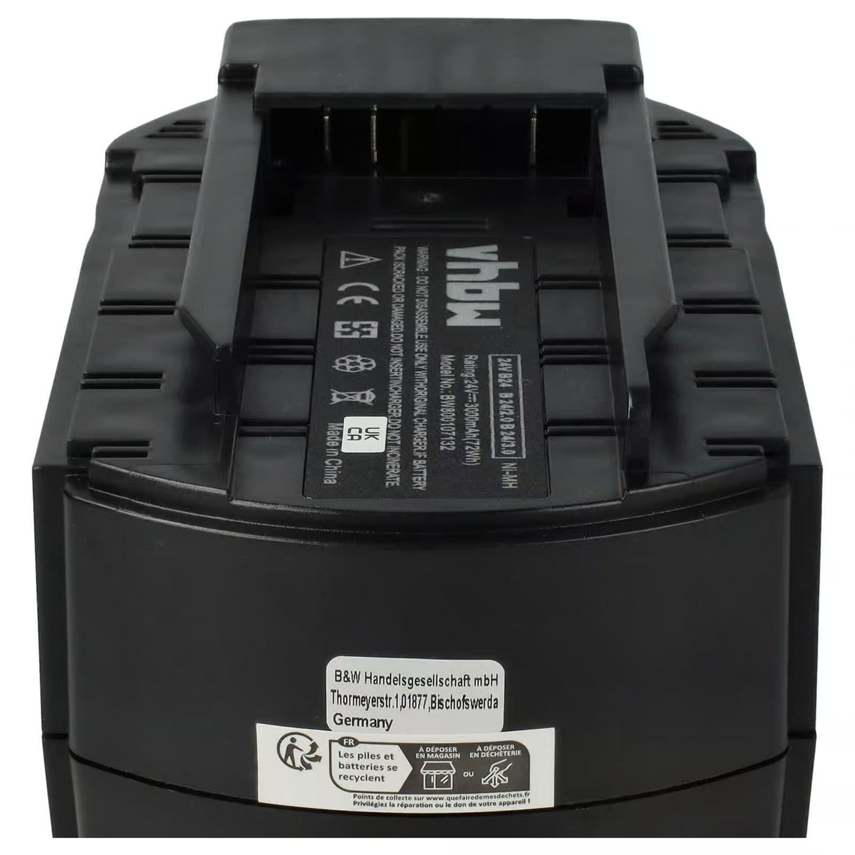 Een close-up van een zwarte oplaadbare Hilti 24V Ni-MH accu-vervangt B24/2.6, B24/3.3, B24/4.0, B24/5.2, SFB240, 2058261, 2058262-met gedrukte labels en veiligheidspictogrammen zichtbaar op het oppervlak.