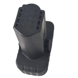 De vervangende Snap-on 14,4 V-accu – CTB8174 / CTB8172 Li-ion is een zwarte oplaadbare accu met een rechthoekige aansluiting en meerdere aansluitpunten, ontworpen voor Snap-on 14,4 V-gereedschap, afgebeeld op een witte achtergrond.