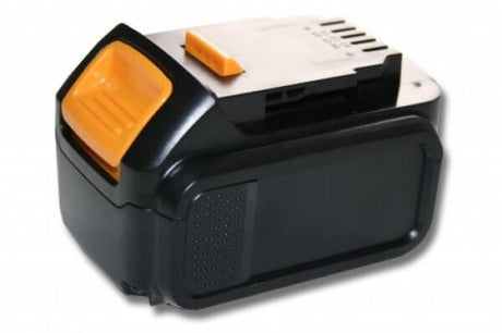 Een zwart met gele rechthoekige oplaadbare accu met getextureerde handgreep, compatibel als een DeWalt 14,4V XR Li-ion accu vervanging voor DCB140/141/142 (XJ) en DCD735, DCF835 gereedschappen; hoge capaciteit.