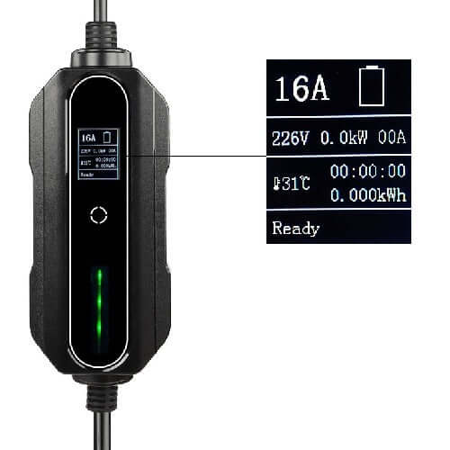 Een close-up van de Thuislader stopcontact type 2 1-fase 32A 7,2kW voor elektrische auto toont het scherm met een Type 2-stekker, met 16A, accupictogram, 226V, 0,0kW, 0,0A, 31°C, 0,000kWh en status Klaar.
